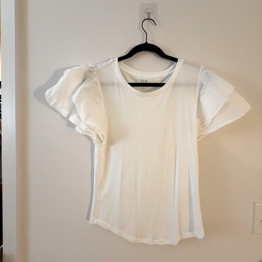 Gap white ruffle sleeve top
